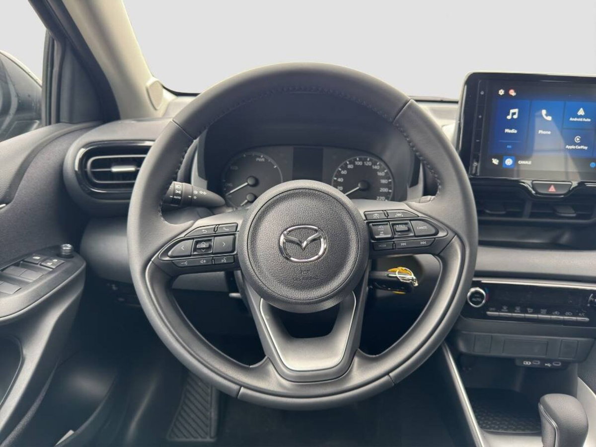 Mazda Mazda2 Hybrid 1.5 vvt full hybrid electric Centre Line e-cvt (10)