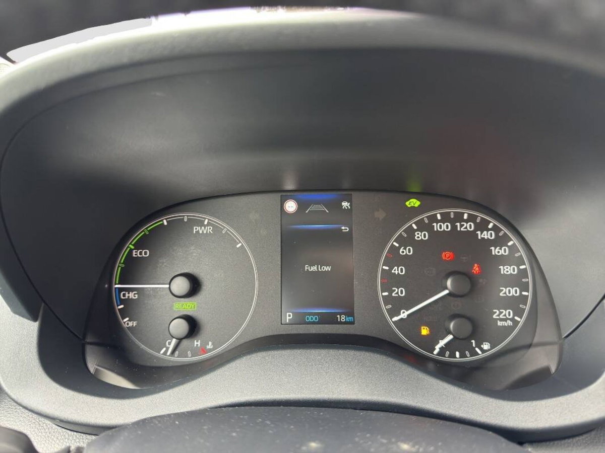 Mazda Mazda2 Hybrid 1.5 vvt full hybrid electric Centre Line e-cvt (11)