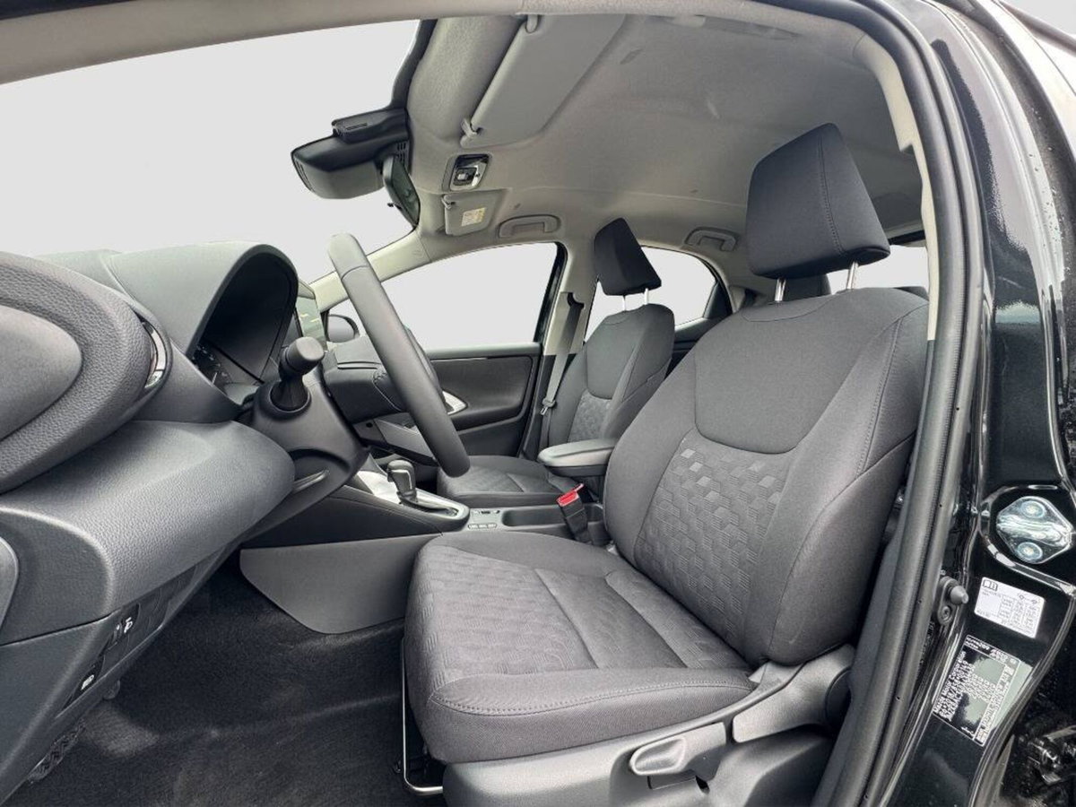 Mazda Mazda2 Hybrid 1.5 vvt full hybrid electric Centre Line e-cvt (9)