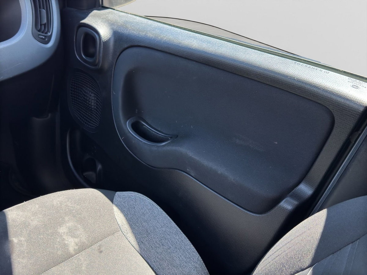 Fiat Panda 1.0 FireFly S&S Hybrid City Cross (18)