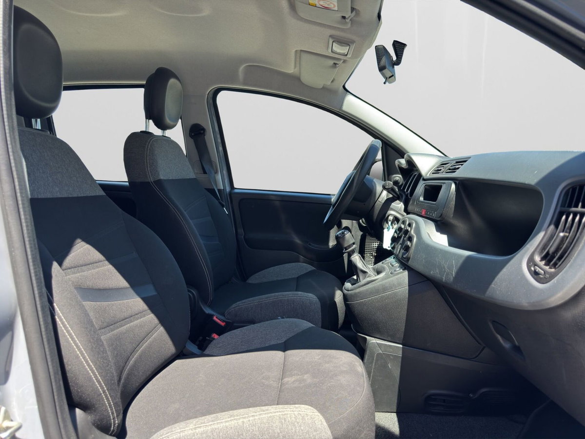 Fiat Panda 1.0 FireFly S&S Hybrid City Cross (19)