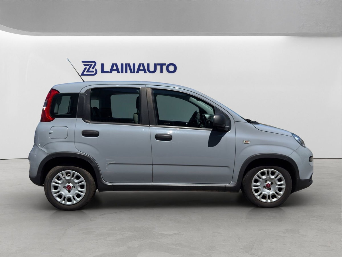 Fiat Panda 1.0 FireFly S&S Hybrid City Cross (7)