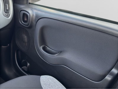 Fiat Panda 1.0 FireFly S&S Hybrid City Cross (18)