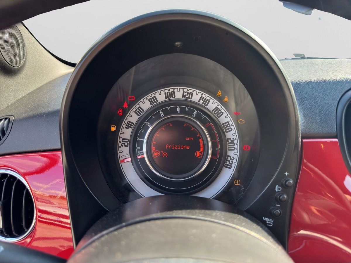 Fiat 500 1.0 Hybrid Red (12)