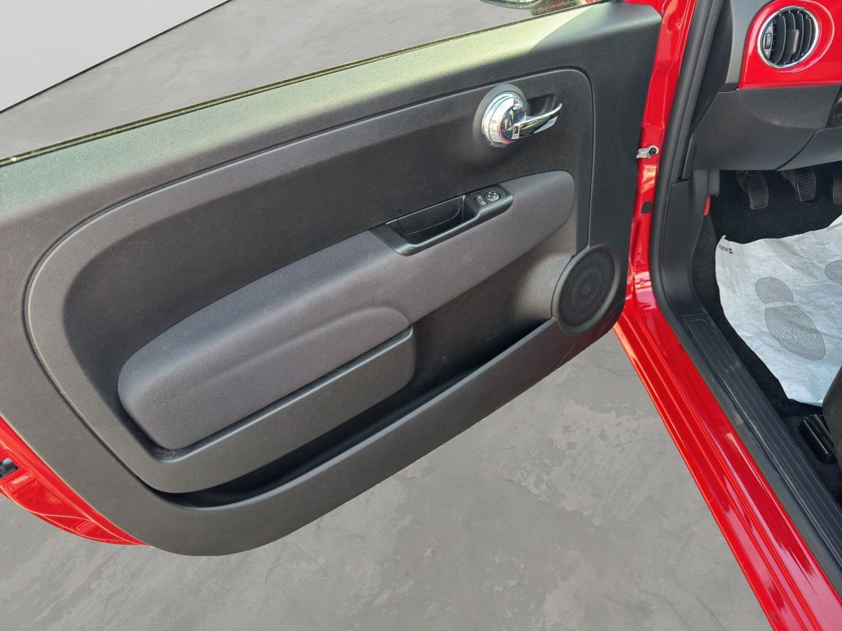 Fiat 500 1.0 Hybrid Red (13)