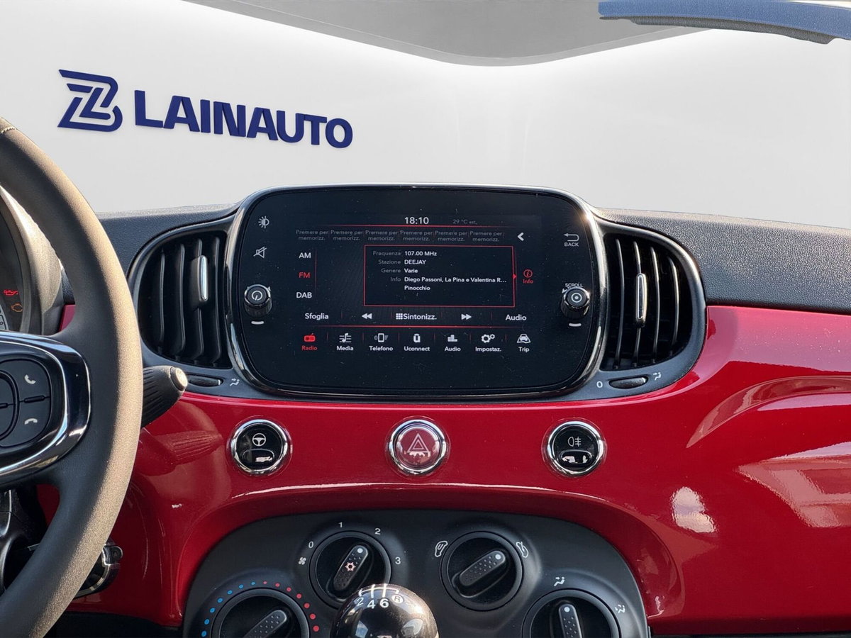 Fiat 500 1.0 Hybrid Red (17)
