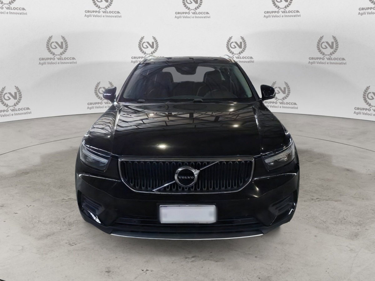Volvo XC40 D3 Geartronic Business Plus (3)