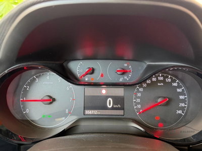 Opel Corsa 1.2 3 porte Edition (17)