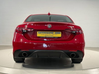 Alfa Romeo Giulia 2.2 Turbodiesel 210 CV AT8 AWD Q4 Veloce (4)