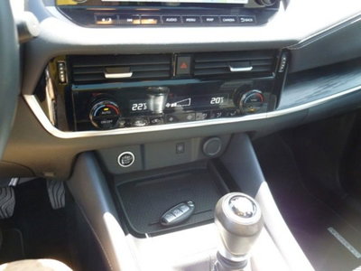 Nissan Qashqai 1.3 mhev Acenta 2wd 140cv (14)
