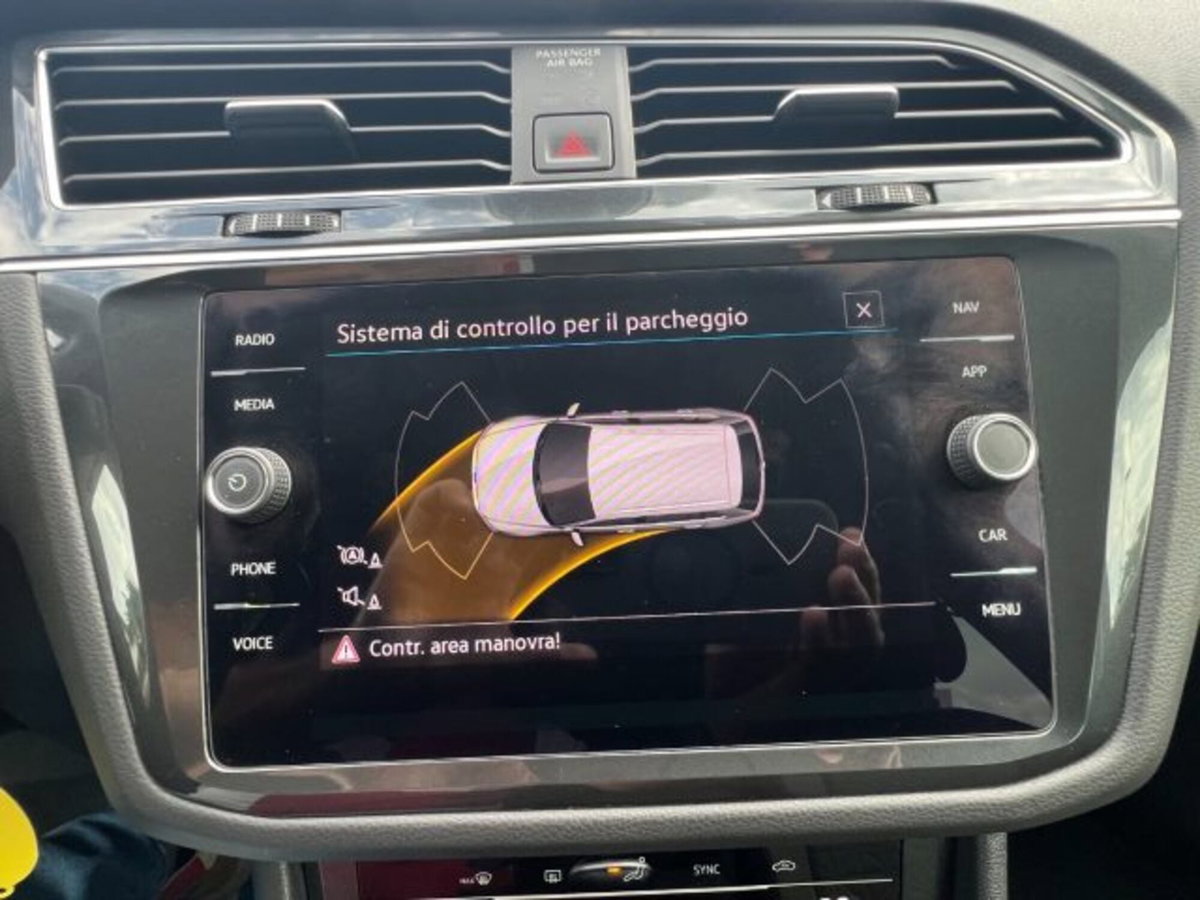 Volkswagen Tiguan 2.0 TDI SCR Life (19)