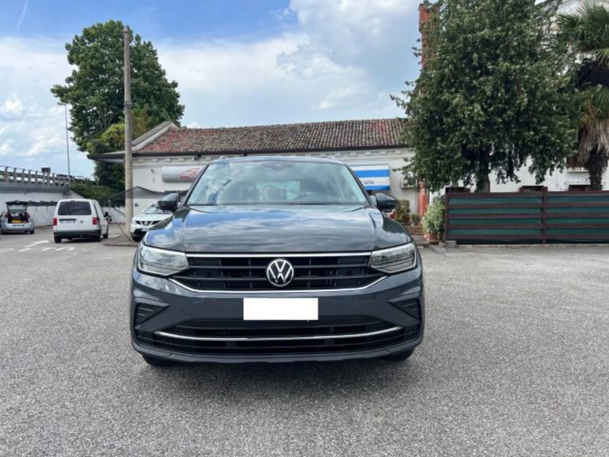 Volkswagen Tiguan 2.0 TDI SCR Life (2)