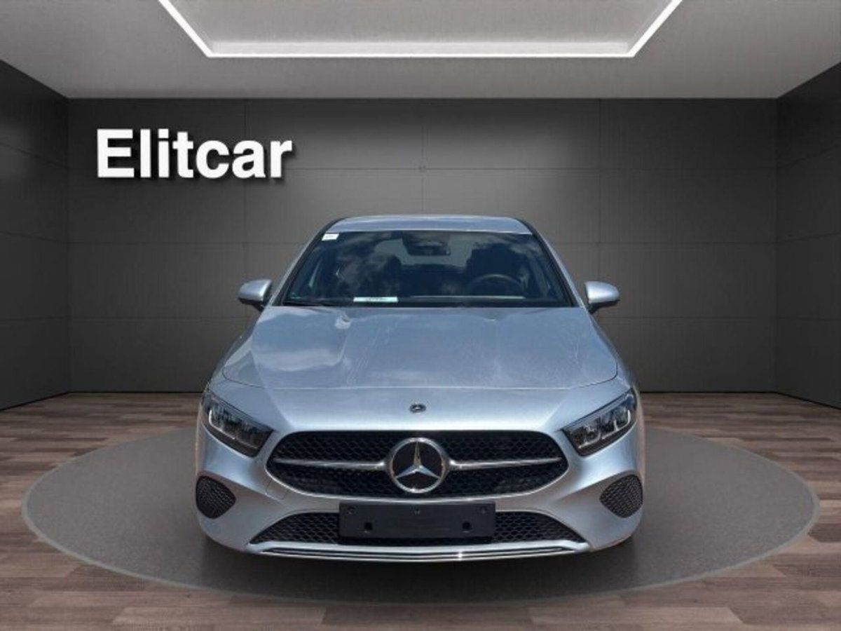 Mercedes-Benz Classe A Sedan 180 Progressive Advanced Plus auto (2)