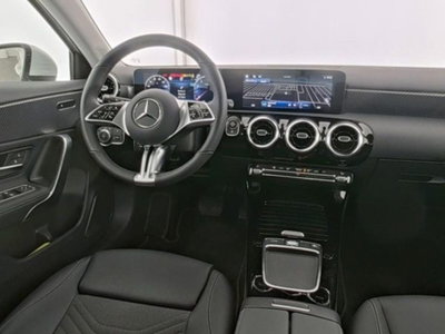 Mercedes-Benz Classe A Sedan 180 Progressive Advanced Plus auto (9)