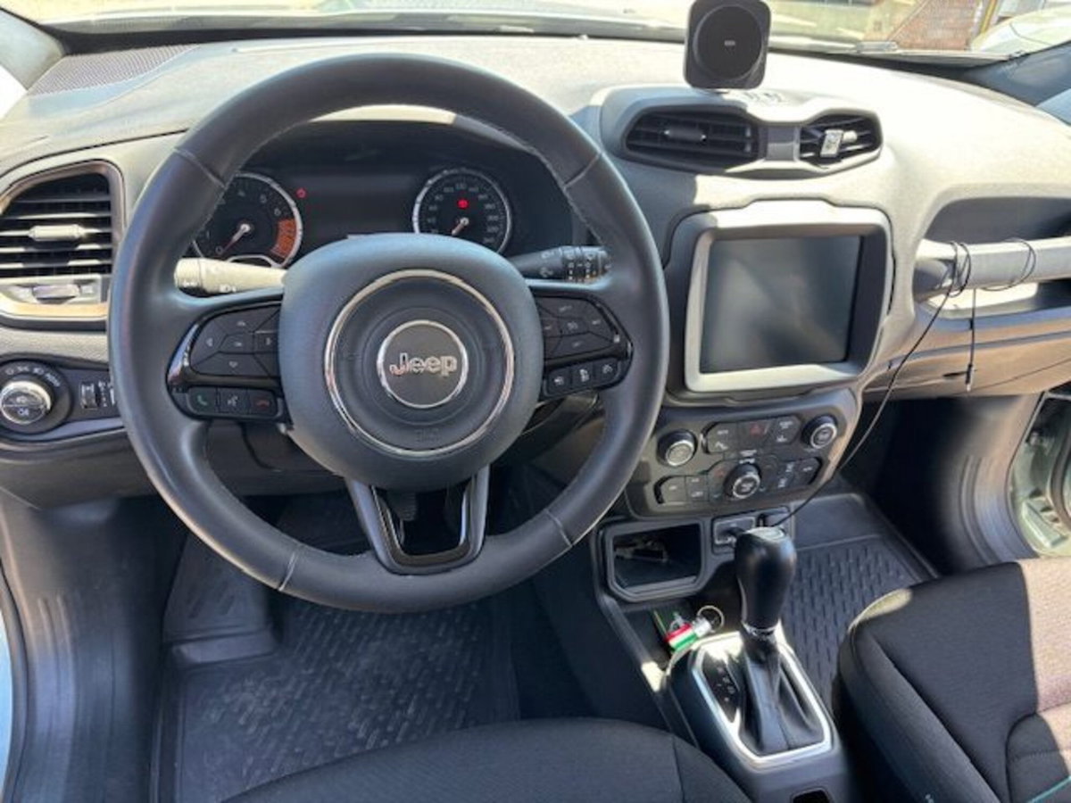 Jeep Renegade 1.5 Turbo T4 MHEV Upland (12)