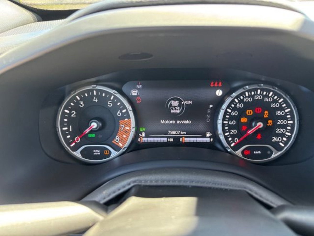 Jeep Renegade 1.5 Turbo T4 MHEV Upland (13)