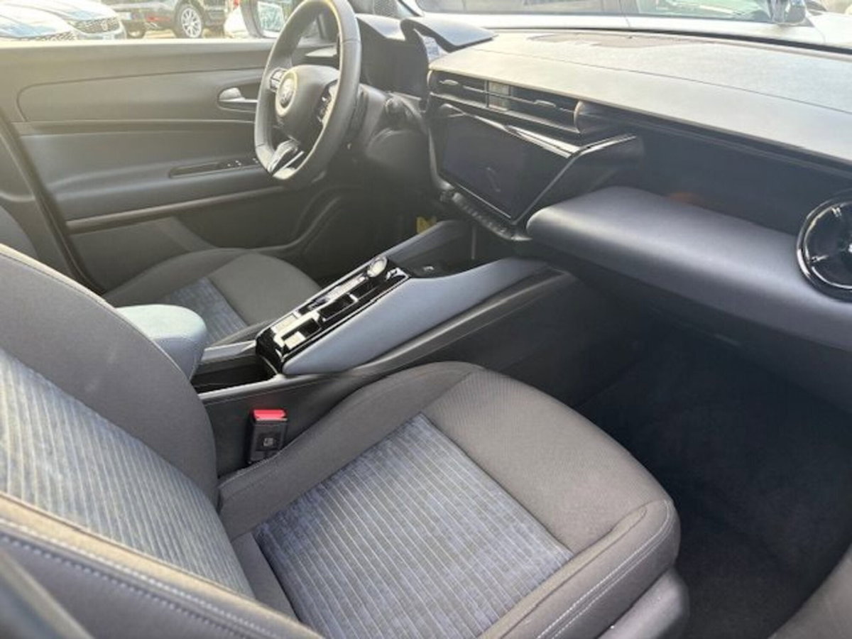 Alfa Romeo Junior 1.2 ibrida 145cv edct6 (7)