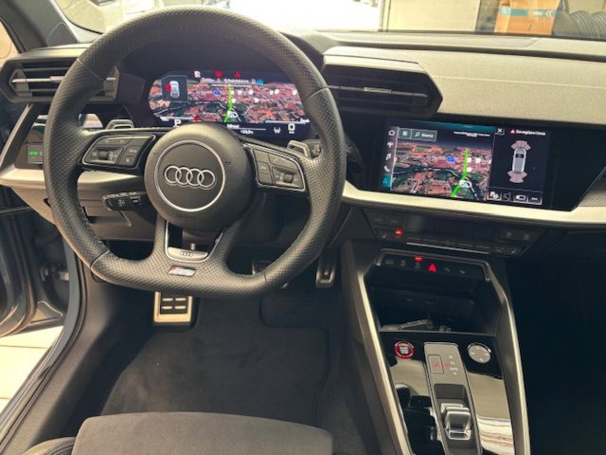 Audi RS 3 Sportback 3 TFSI quattro S tronic (14)