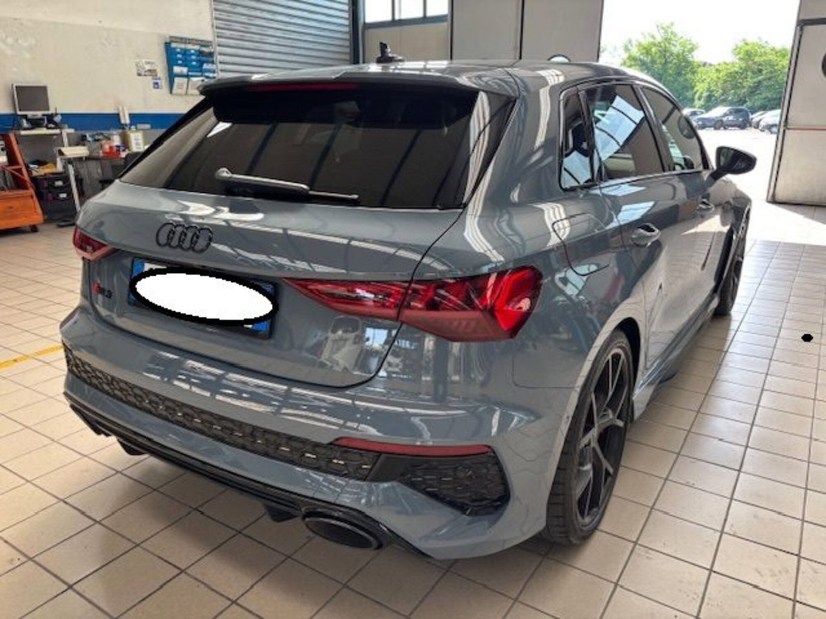 Audi RS 3 Sportback 3 TFSI quattro S tronic (7)