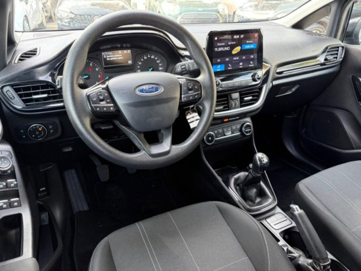Ford Fiesta 1.1 85 CV 5 porte Titanium (10)