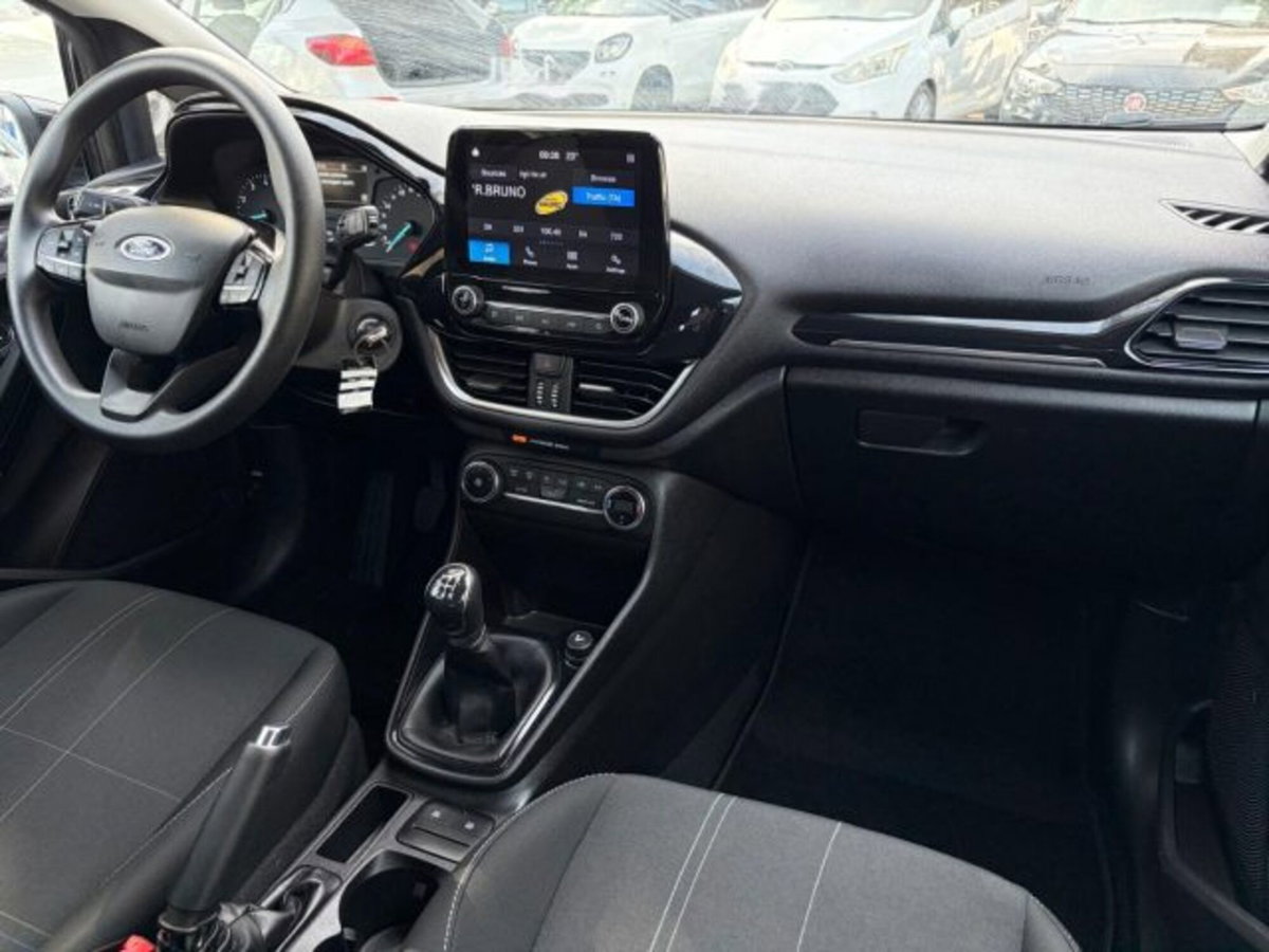 Ford Fiesta 1.1 85 CV 5 porte Titanium (12)