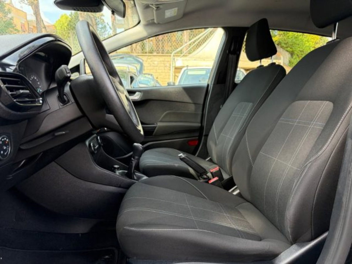 Ford Fiesta 1.1 85 CV 5 porte Titanium (15)
