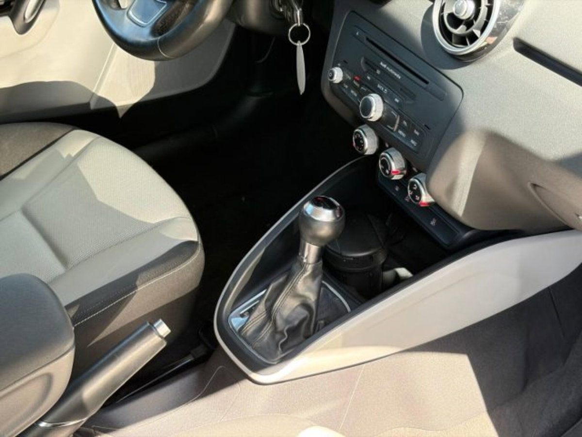 Audi A1 Sportback 1.6 TDI S tronic Ambition (16)