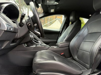 Jaguar E-Pace 2.0d i4 mhev R-Dynamic HSE awd 163cv auto (16)