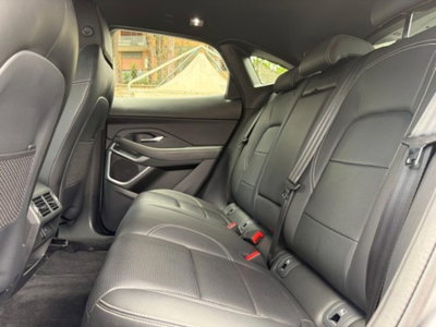 Jaguar E-Pace 2.0d i4 mhev R-Dynamic HSE awd 163cv auto (17)