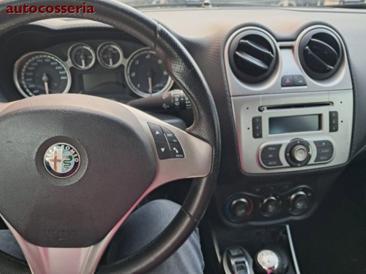 Alfa Romeo MiTo 1.3 JTDm 16V 90 CV Distinctive (6)
