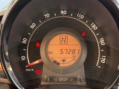 Toyota Aygo Connect 1.0 VVT-i 72 CV 5 porte x-play MMT (13)