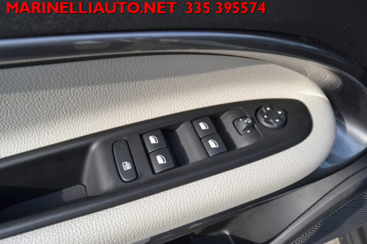 Fiat 600 1.2 hybrid La Prima 110cv auto (12)