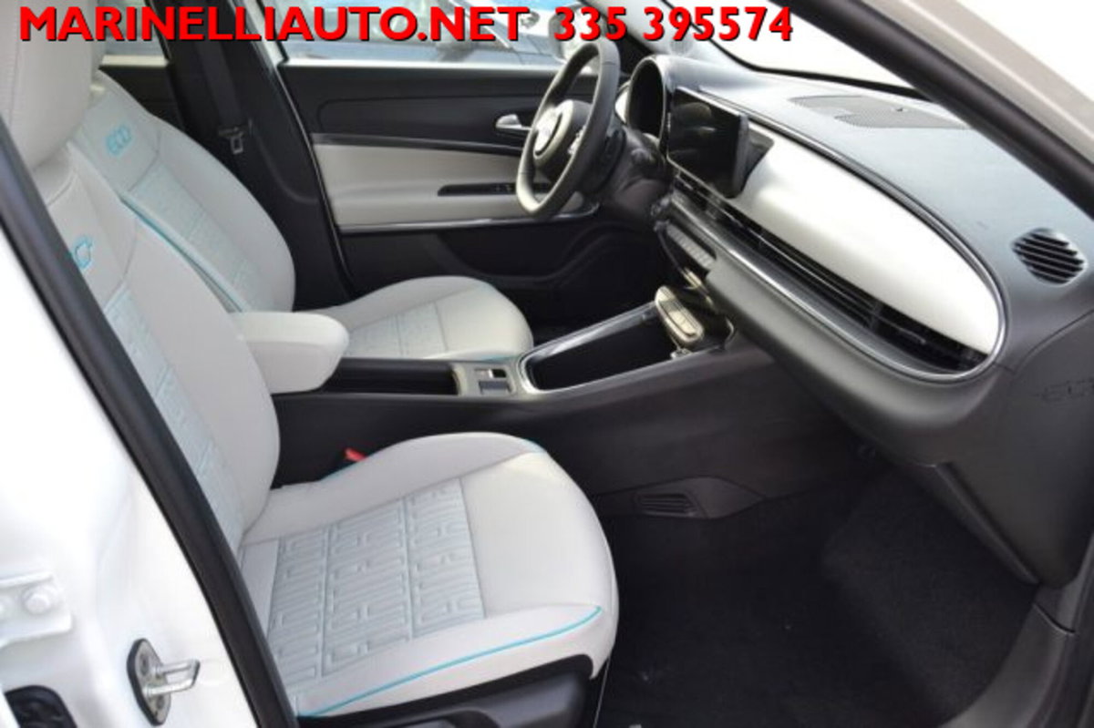 Fiat 600 1.2 hybrid La Prima 110cv auto (18)