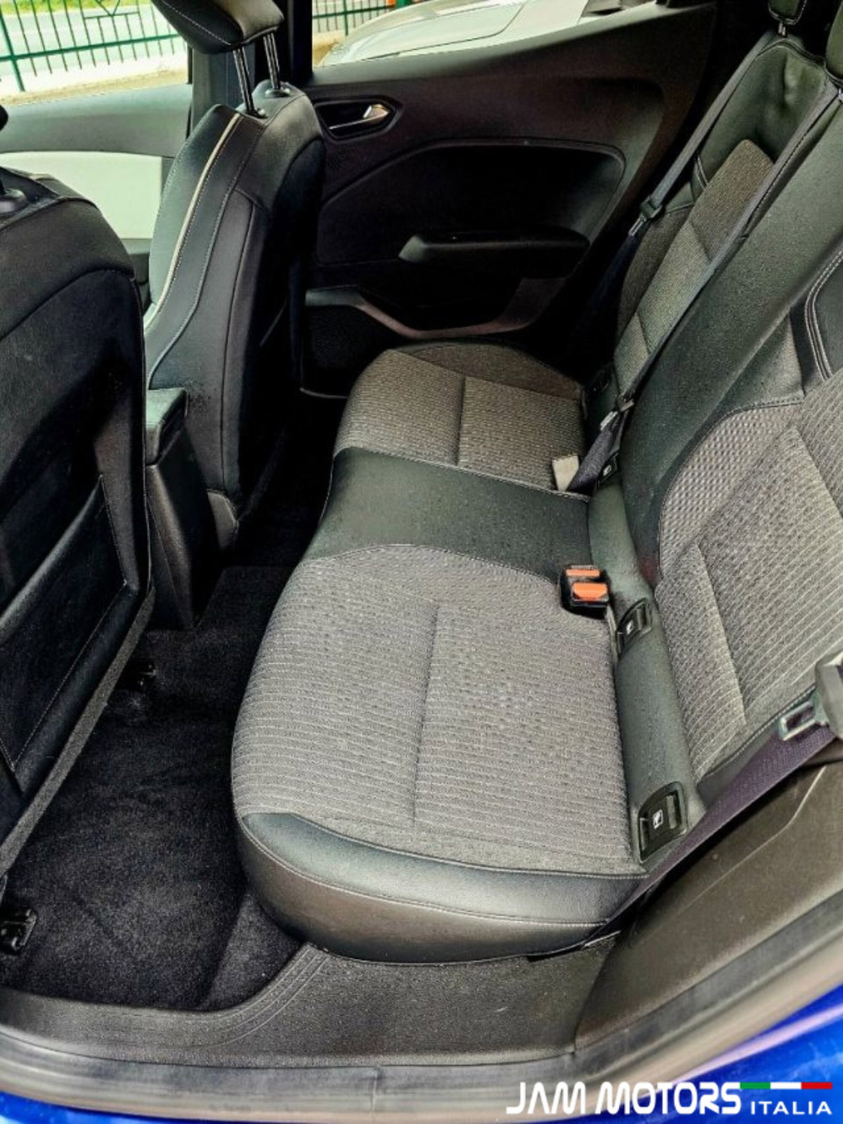 Renault Clio TCe 90 CV 5 porte Intens (13)
