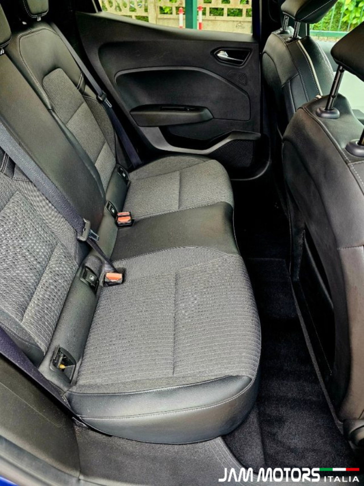 Renault Clio TCe 90 CV 5 porte Intens (16)