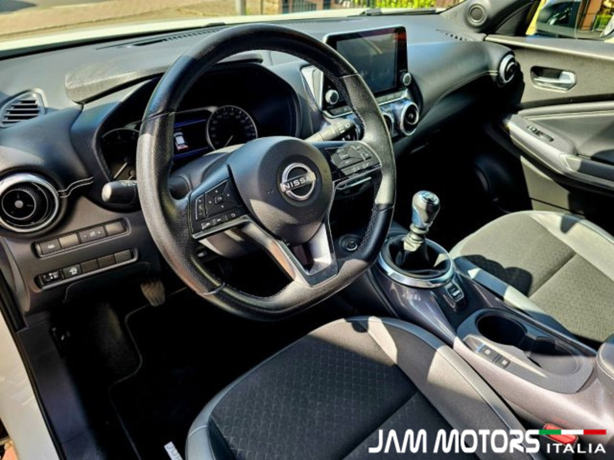 Nissan Juke 1.0 dig-t N-Connecta 114cv (15)