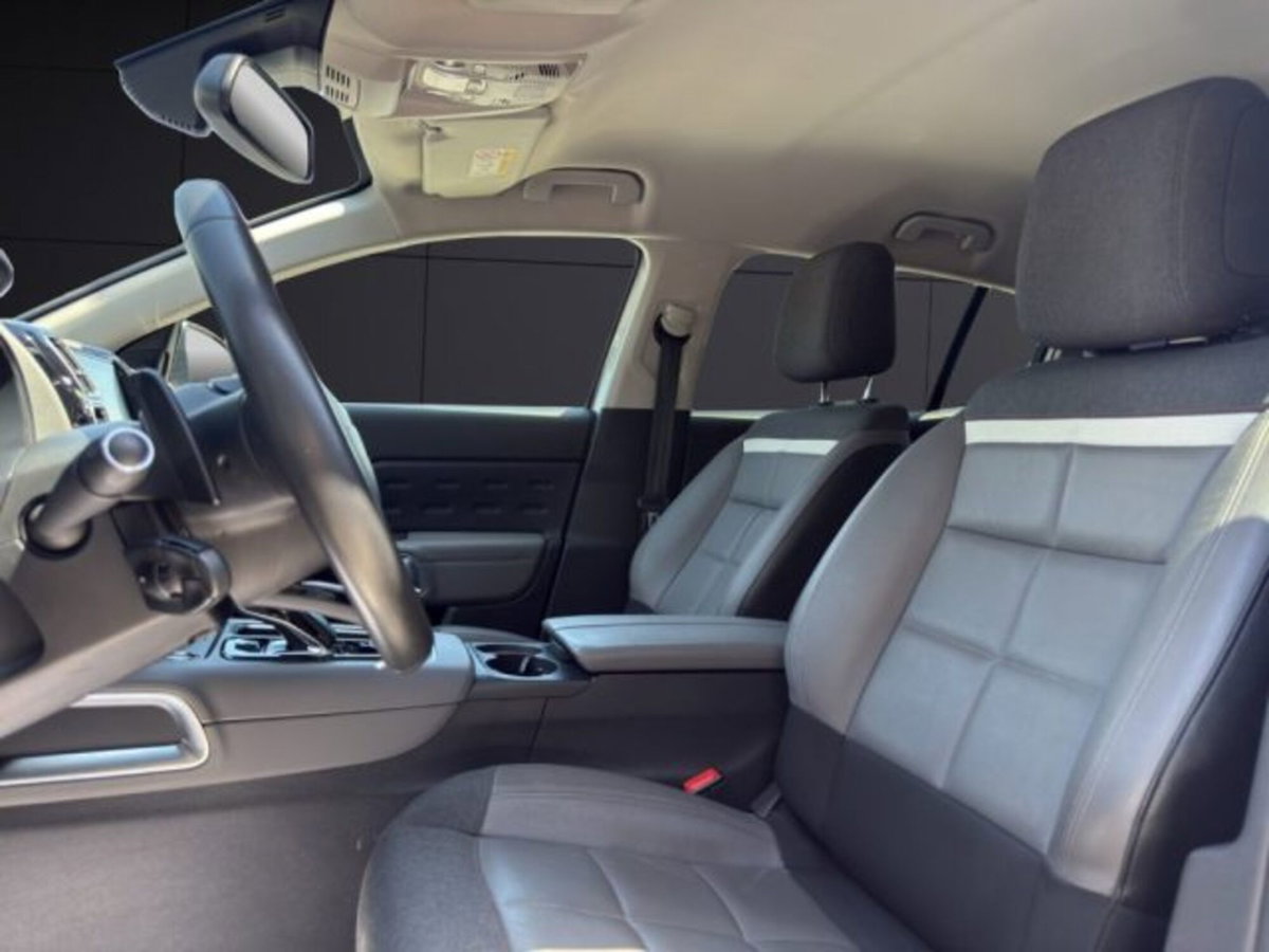 Citroen C5 Aircross Aircross PureTech 130 S&S EAT8 Shine (9)