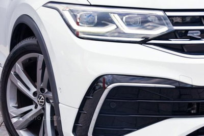 Volkswagen Tiguan 2.0 TDI 150 CV SCR DSG 4MOTION R-Line (16)