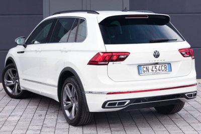 Volkswagen Tiguan 2.0 TDI 150 CV SCR DSG 4MOTION R-Line (4)