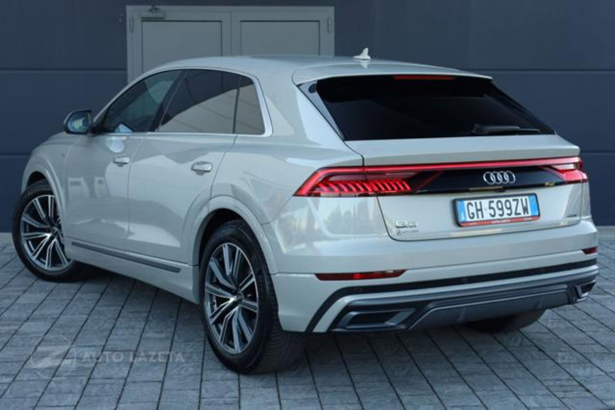 Audi Q8 Q8 45 TDI quattro tiptronic Sport (3)