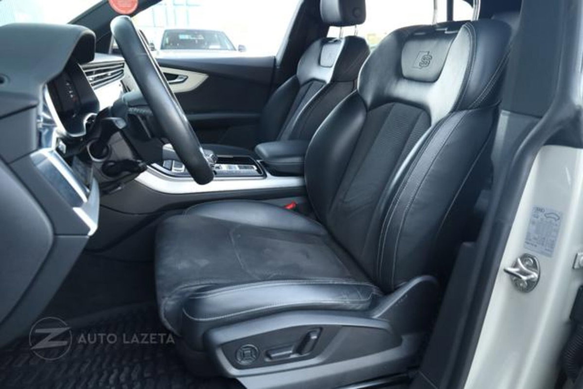 Audi Q8 Q8 45 TDI quattro tiptronic Sport (9)