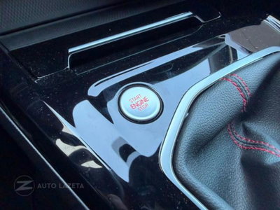 Volkswagen Golf 2.0 tsi GTI MT Ultimate 245cv (8)