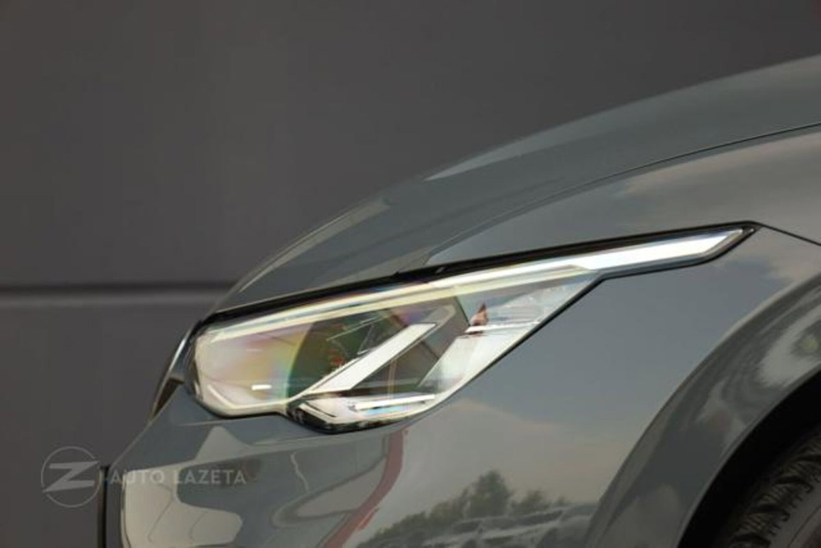 Volkswagen Golf Variant 1.0 eTSI EVO DSG Life (17)