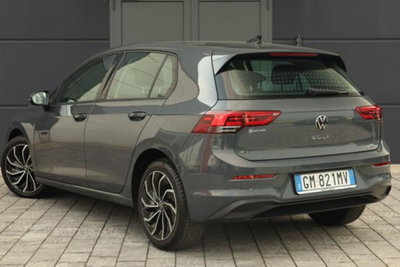 Volkswagen Golf Variant 1.0 eTSI EVO DSG Life (3)