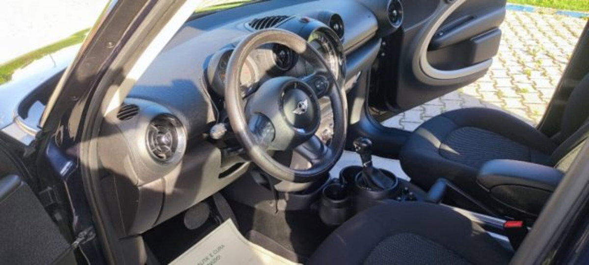 MINI Mini Countryman 2.0 Cooper SD Countryman (16)