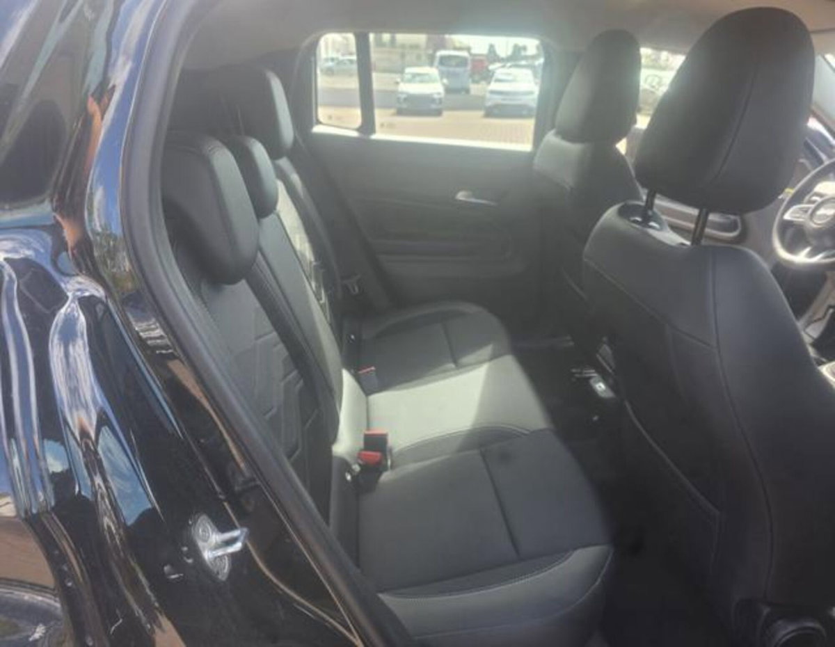 Jeep Avenger 1.2 turbo Altitude fwd 100cv (14)