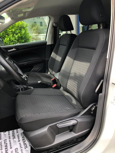 Volkswagen T-Cross 1.0 TSI 110 CV Sport (14)