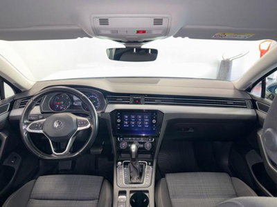 Volkswagen Passat Variant 1.6 TDI SCR DSG Business BMT (14)