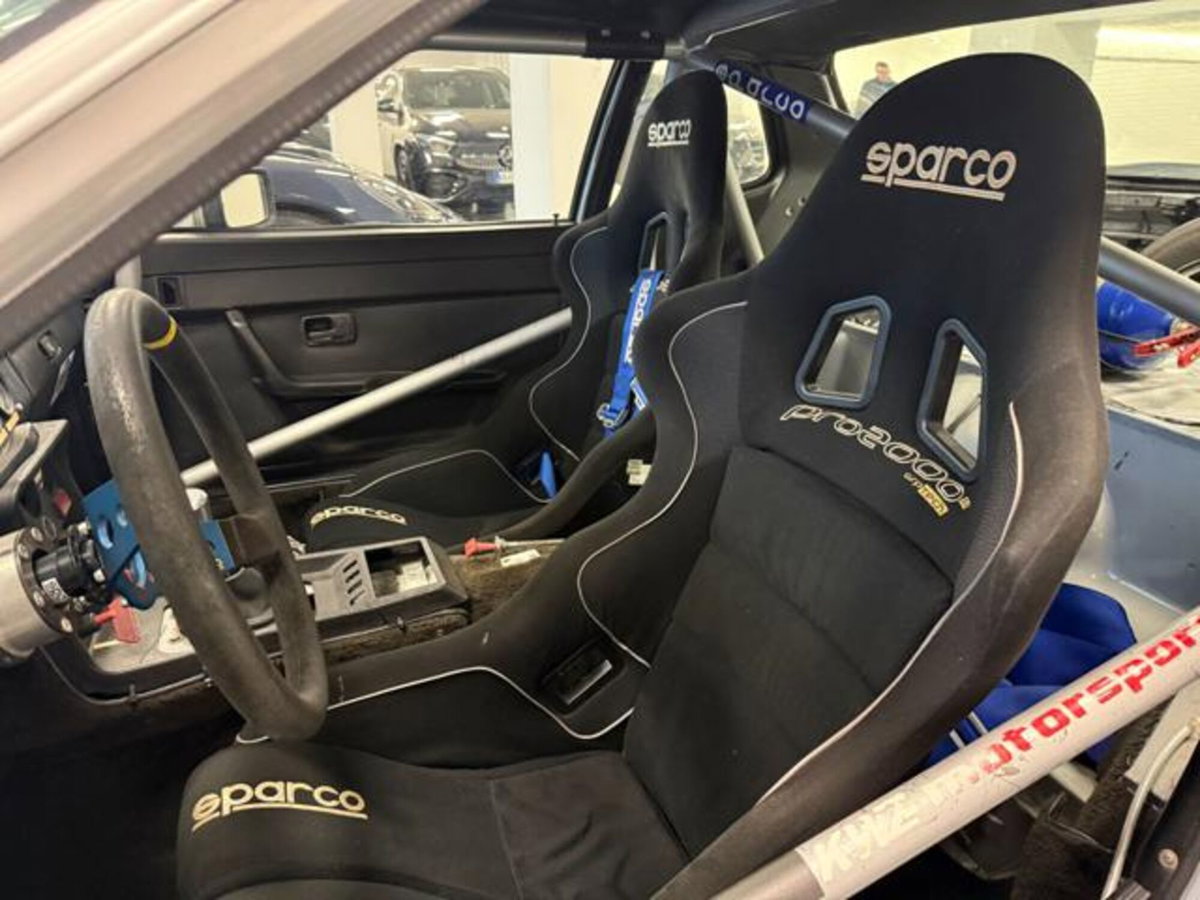 Porsche 944 Coupé Turbo cat (12)