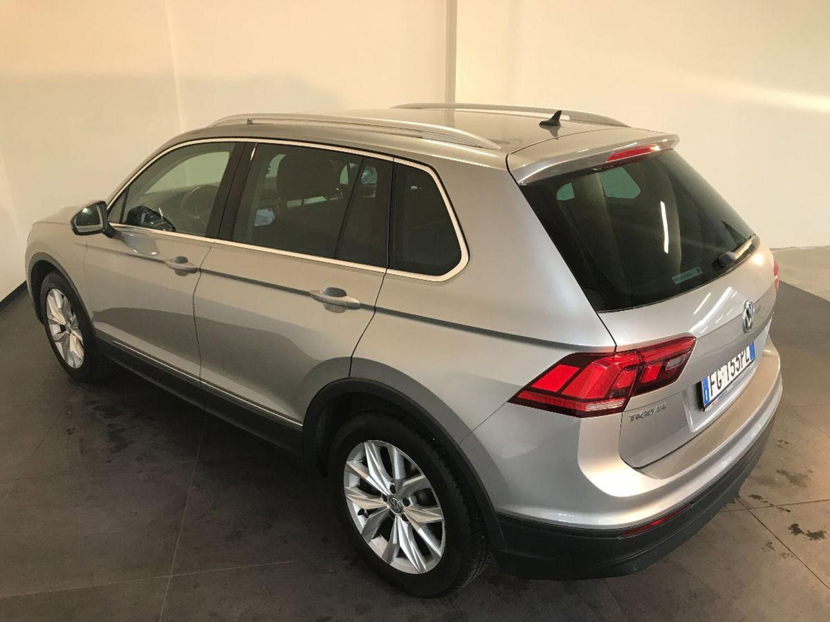 Volkswagen Tiguan Allspace 2.0 TDI SCR DSG 4MOTION Business BMT (4)